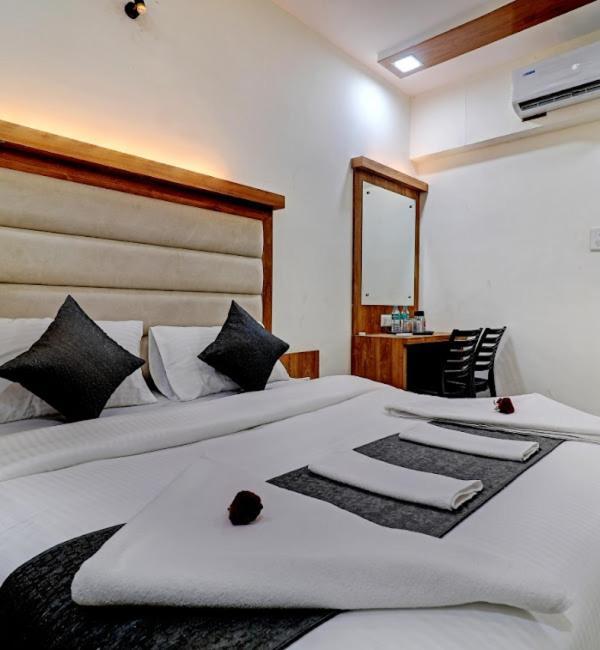 Sun Inn Residency , Navi Mumbai Eksteriør bilde
